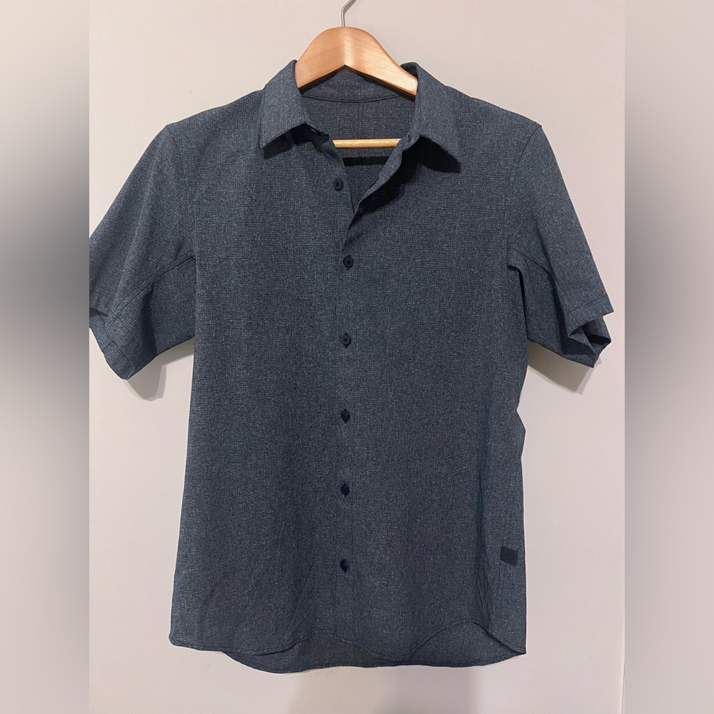 Lululemon Airing Easy Short-Sleeve Shirt